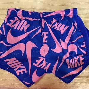 Nike Girls Shorts Size M